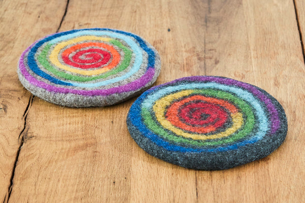 feelz Untersetzer Spirale Rainbow natur und anthrazit