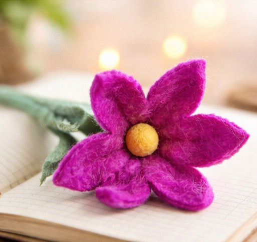 Blume Mona aus Filz, rot, orange, blau, lila, pink