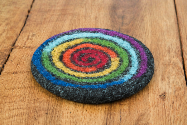 feelz Untersetzer Spirale Rainbow anthrazit