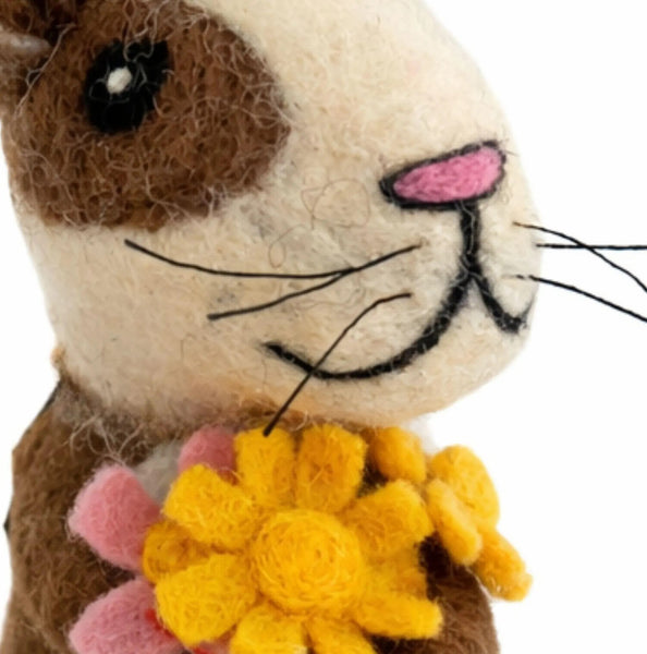 feelz Eierwärmer Hase mit Blumen nah