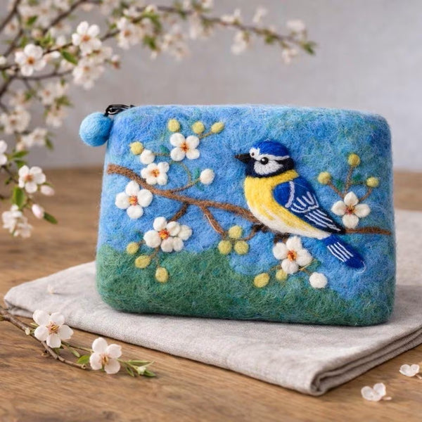 feelz Täschchen Blaumeise auf Tisch