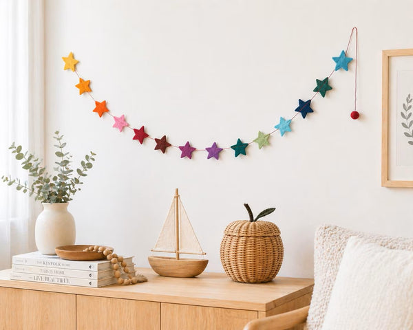 feelz Girlande Sterne bunt an Wand