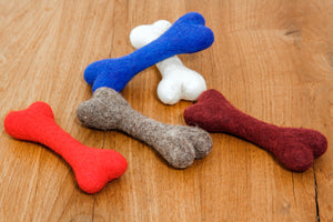 feelz - bunte Spielknochen für Hunde aus Filz (Wolle)