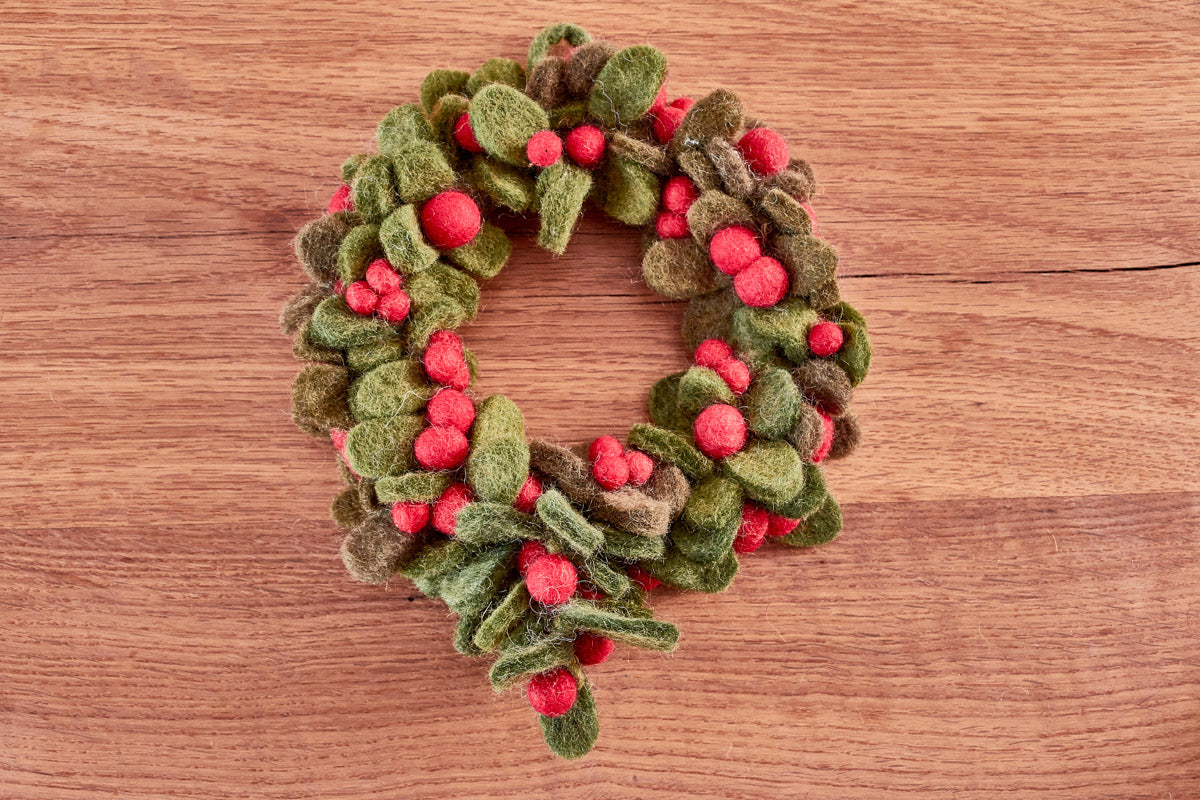 Adventskranz aus Filz, Türkranz zu Weihnachten