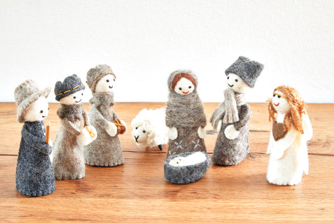 Krippenset aus Filz, handgearbeitete Figuren für Weihnachtskrippe