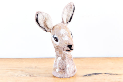 Eierwärmer Reh, Bambi, Tierfigur aus Filz, Ostergeschenk