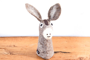 feelz - Eierwärmer aus Filz Esel grau (natur) weiss, große Ohren Filzfigur - Handarbeit
