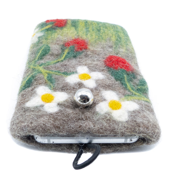 Handytasche aus Filz natur mit Erdbeerpflanze